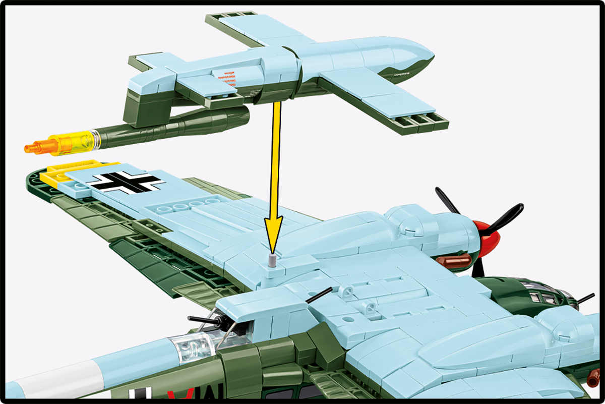 COBI Heinkel HE 111 H-22 Medium Bomber w/ V1 Flying Bomb: Set #5771