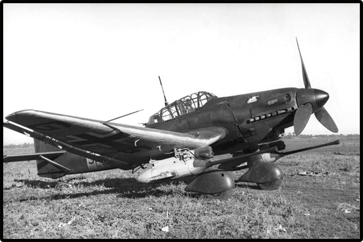 Bombardiere in picchiata Junkers JU 87G-2 STUKA COBI: SET #5767