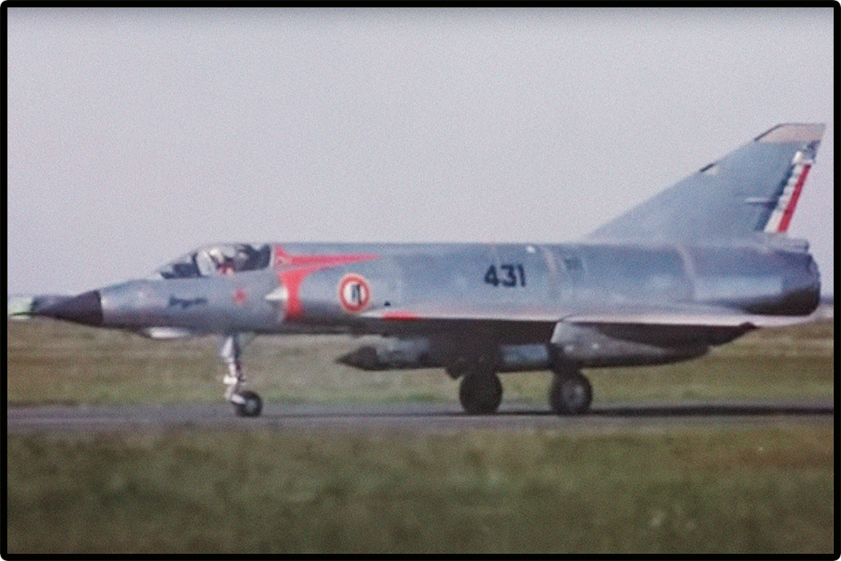 COBI Dassault Mirage III C Fighter Jet: Set #5930